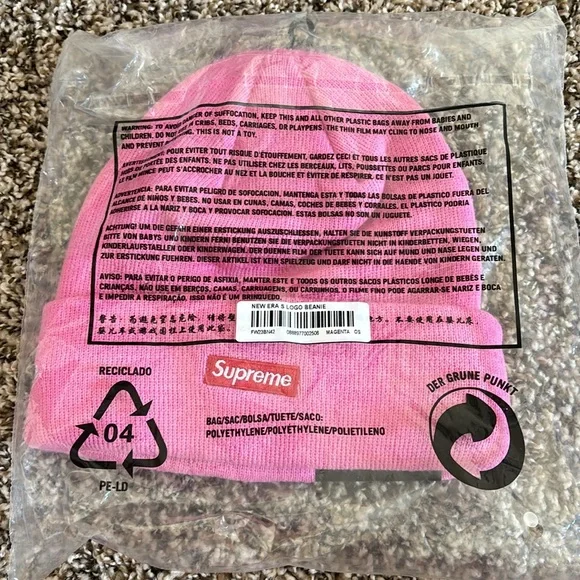 Supreme x New Era Pink Beanie still in plastic never been used! - Picture 4 of 4